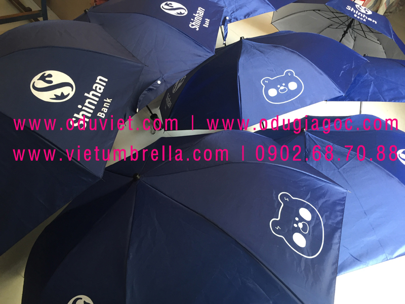 xưởng sản xuất ô dù cầm tay in logo quảng cáo